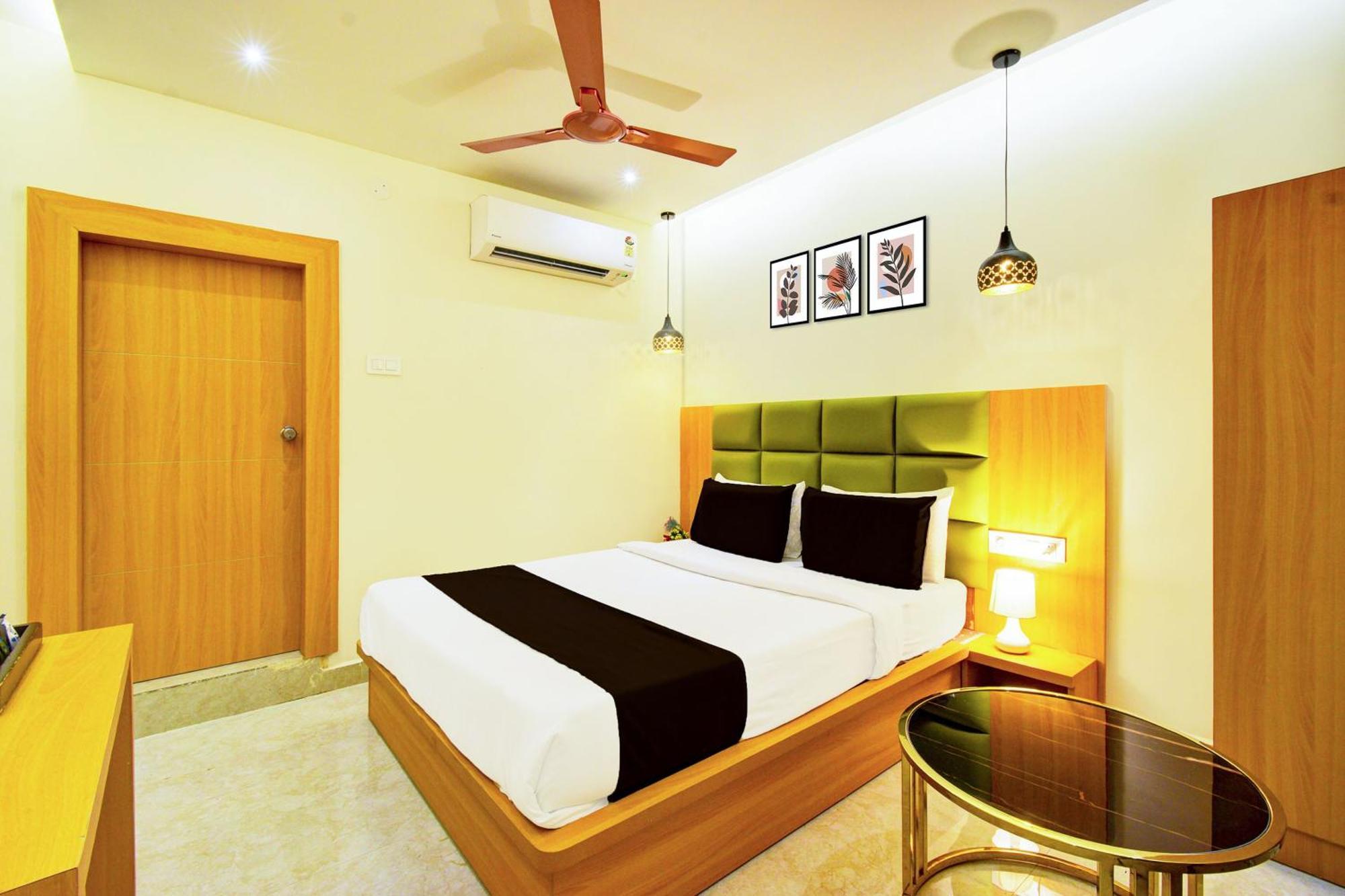 Hotel O Svs Suites Luxury Rooms Trimulgherry Exterior foto
