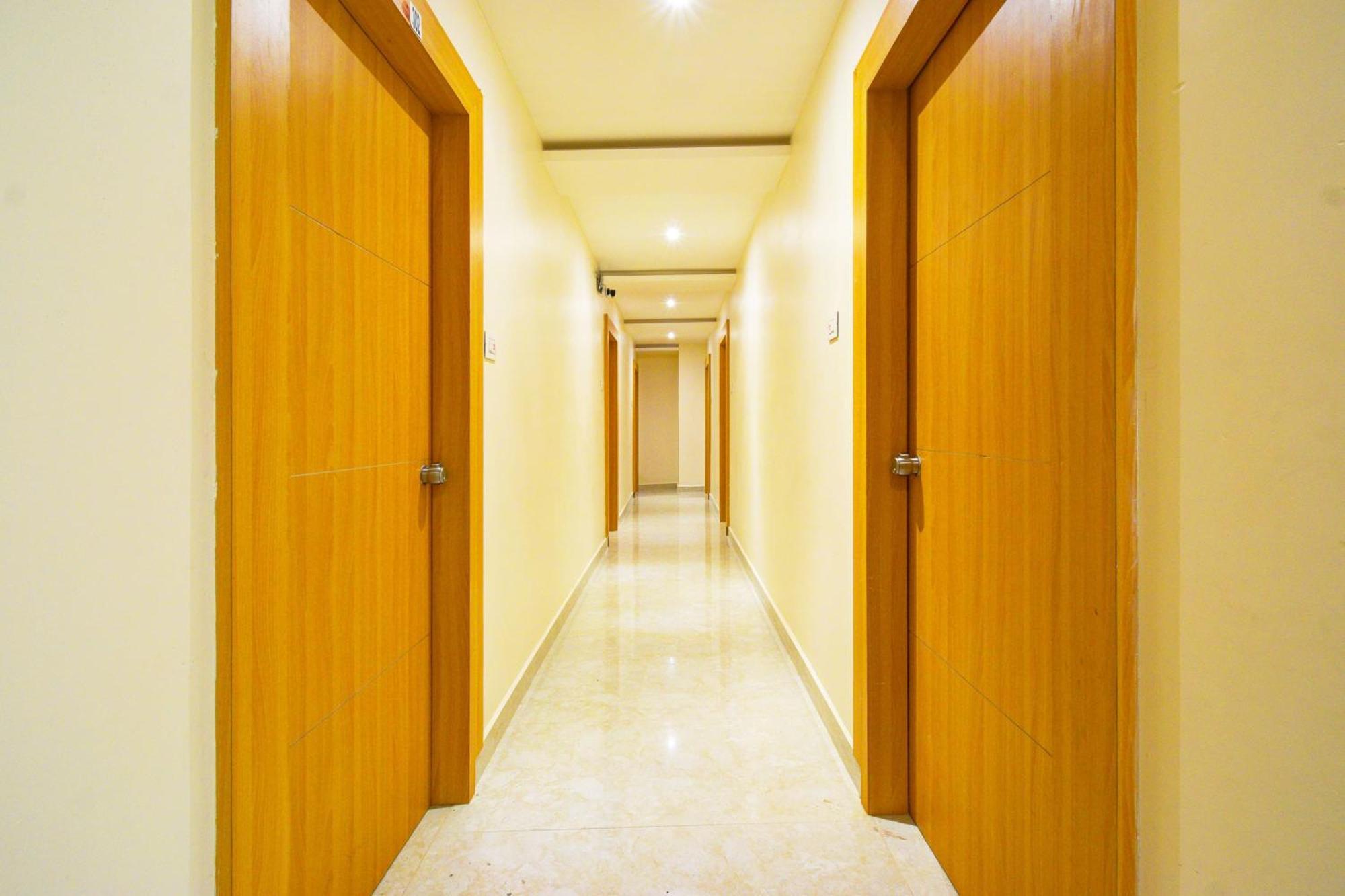 Hotel O Svs Suites Luxury Rooms Trimulgherry Exterior foto